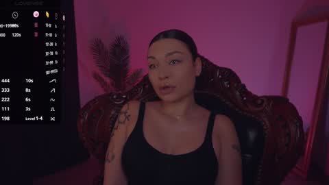 LUXXANDRA online show from 02/08/25, 06:33