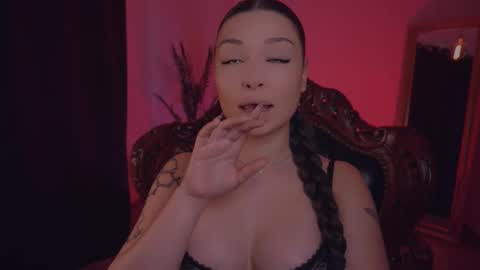 LUXXANDRA online show from 03/12/25, 06:29