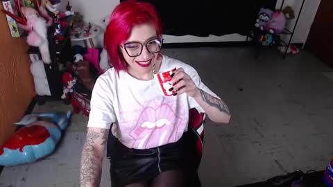 Miss Mia online show from 02/09/25, 02:07