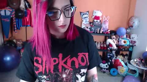 Miss Mia online show from 09/25/25, 05:05