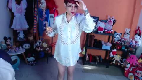 Snapshot of missmia2 chatting on 05/04/26, 02:24 Miss Mia online show from 05/04/26, 02:24