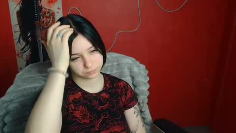 Mia online show from 03/12/26, 12:44