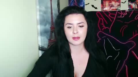 Mila online show from 09/11/25, 07:03