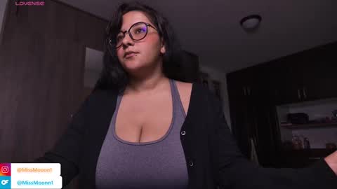 MissMoon online show from 09/09/25, 02:00