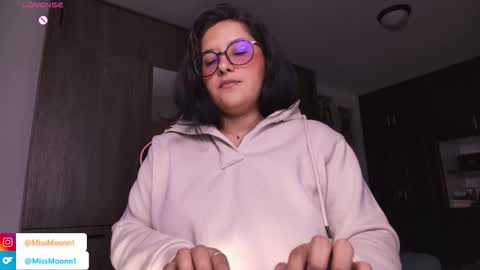 MissMoon online show from 11/04/25, 11:37