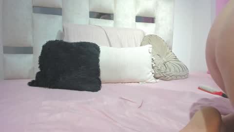 missnatasha05 online show from 10/04/25, 10:41