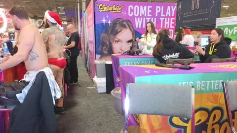 Snapshot of missnerdydirty chatting on 12/08/24, 01:35 Luna online show from 12/08/24, 01:35