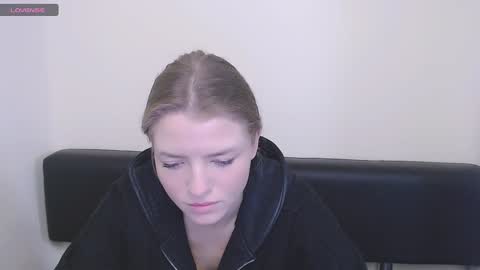 Olivia online show from 12/09/24, 02:39