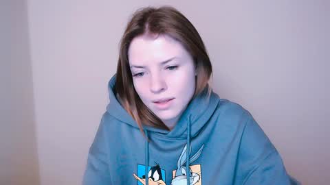 Olivia online show from 01/11/25, 07:49