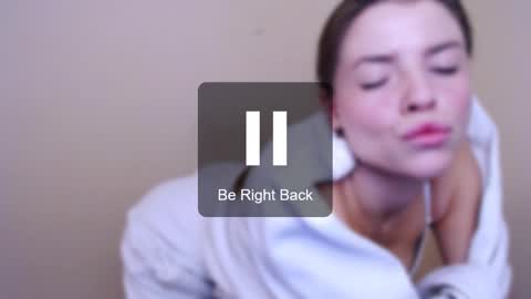 Olivia online show from 01/22/25, 03:18