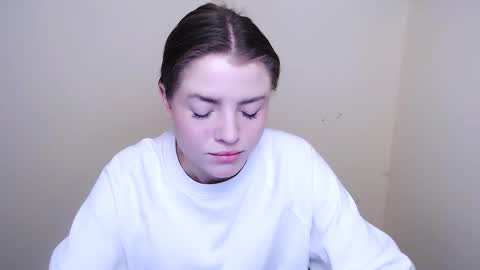 Olivia online show from 01/23/25, 07:32