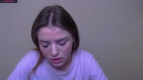 Olivia online show from 02/27/25, 11:41