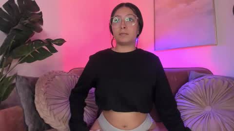 Isabel Mendez online show from 11/04/25, 11:26