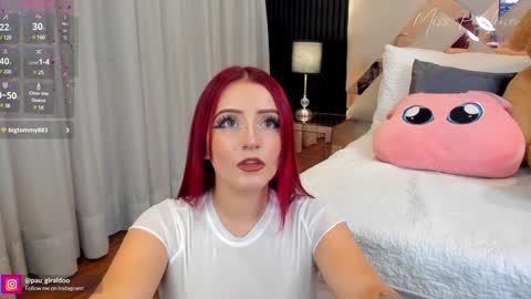 Snapshot of misspaulina__ chatting on 02/04/25, 11:27 Pau Giraldo online show from 02/04/25, 11:27