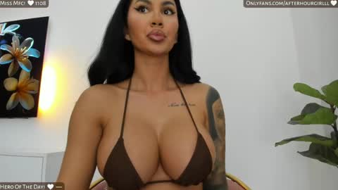 Renata online show from 04/18/26, 07:18