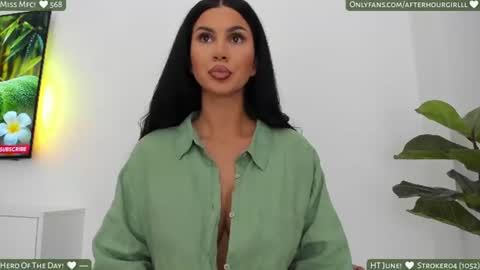 Renata online show from 06/28/26, 06:47