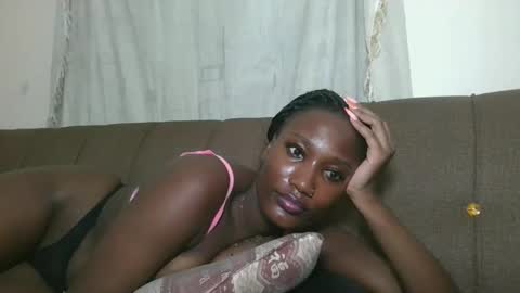 pretty gal online show from 10/14/25, 02:45