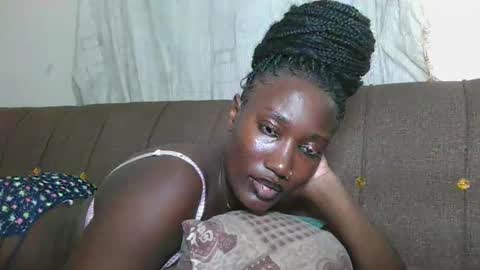 pretty gal online show from 10/23/25, 06:17