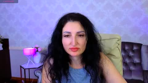 missrossi online show from 09/14/25, 12:37