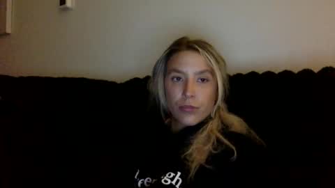 Alyssa online show from 05/18/26, 02:07