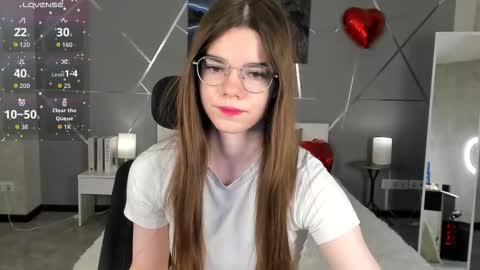 misss_evelyne online show from 03/10/26, 07:24