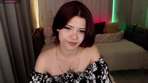 Miss Mila online show from 05/25/26, 06:41