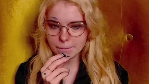 Misss Lola Angel online show from 09/28/25, 02:33