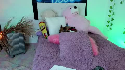 Snapshot of misstexass_ chatting on 12/22/24, 04:50 Natalie Texass indepedent model online show from 12/22/24, 04:50