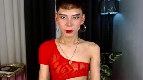 Snapshot of misstransstella69 chatting on 09/21/25, 08:27 Stella online show from 09/21/25, 08:27