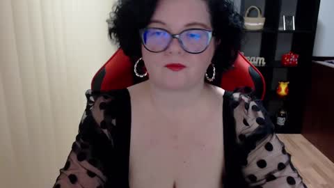 MissTruble online show from 02/09/25, 12:41