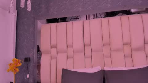 Valerie online show from 02/15/26, 07:54