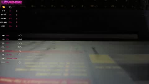 missvalery1 online show from 12/18/24, 11:19