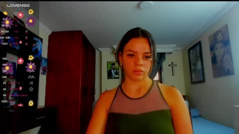 Snapshot of missvalery1 chatting on 05/19/26, 10:49 missvalery1 online show from 05/19/26, 10:49