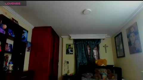 Snapshot of missvalery1 chatting on 06/02/26, 11:07 missvalery1 online show from 06/02/26, 11:07