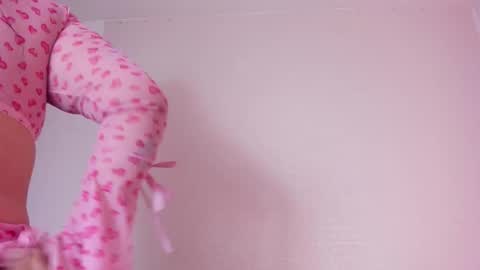 Pau OFmissweetpeach online show from 11/24/25, 11:04