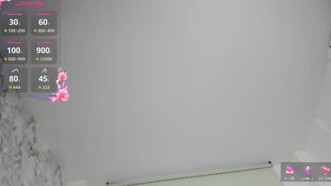 Pau OFmissweetpeach online show from 07/18/26, 11:08