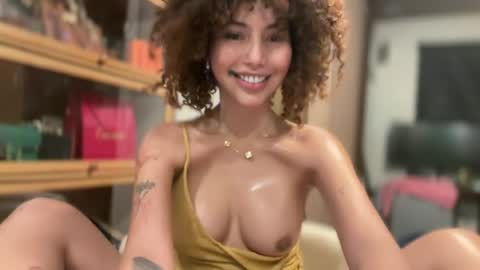 Snapshot of missxolga chatting on 06/16/26, 09:12 Divine Olga online show from 06/16/26, 09:12