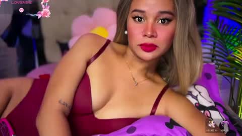 Miss. Thalia online show from 08/08/26, 02:14