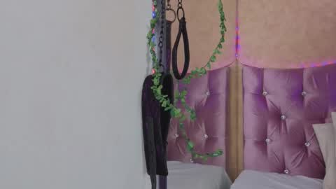 Stefanny online show from 03/18/26, 02:09