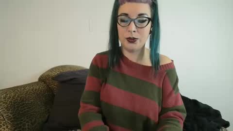 Missy Dee online show from 12/03/24, 08:05