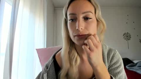 Missy matrix online show from 11/06/25, 10:05