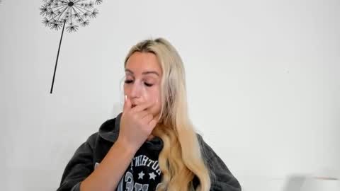 Missy matrix online show from 12/15/25, 10:30