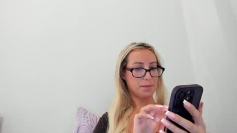 Missy matrix online show from 06/02/26, 08:49