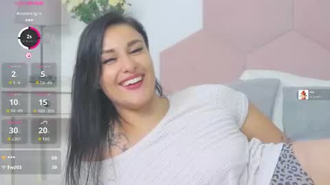Snapshot of missyross_ chatting on 07/23/26, 06:39 Elly online show from 07/23/26, 06:39