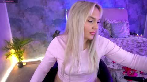 missyymarty online show from 04/20/26, 07:22