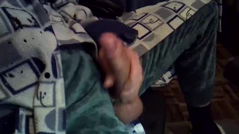 Snapshot of mister7022 chatting on 02/28/25, 10:52 mister7022 online show from 02/28/25, 10:52