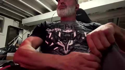 AJ online show from 11/13/25, 03:16