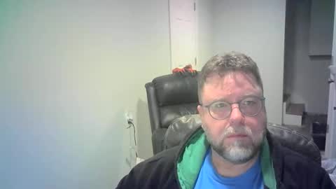 Snapshot of mister_happy567 chatting on 02/04/26, 06:30 Mr. Happy online show from 02/04/26, 06:30