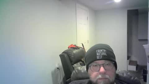 Snapshot of mister_happy567 chatting on 02/08/26, 06:39 Mr. Happy online show from 02/08/26, 06:39