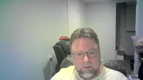 Snapshot of mister_happy567 chatting on 02/12/26, 06:52 Mr. Happy online show from 02/12/26, 06:52